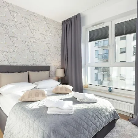 Elegancki W Centrum Gdanska Z Klimatyzatorem I Parkingiem By Renters Prestige * Gdansk